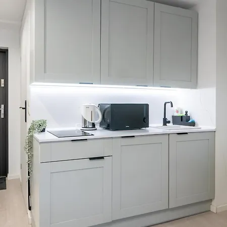 Komfortowe Mieszkanie Blisko Parku Apartmán *